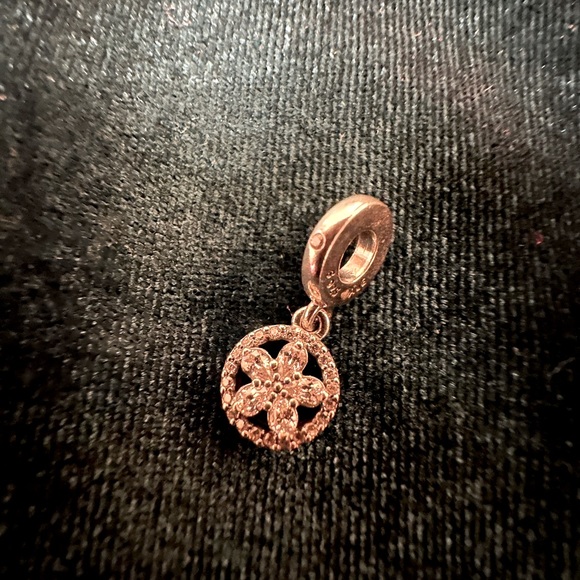 Silver Pandora Flower Pendant - Picture 2 of 3